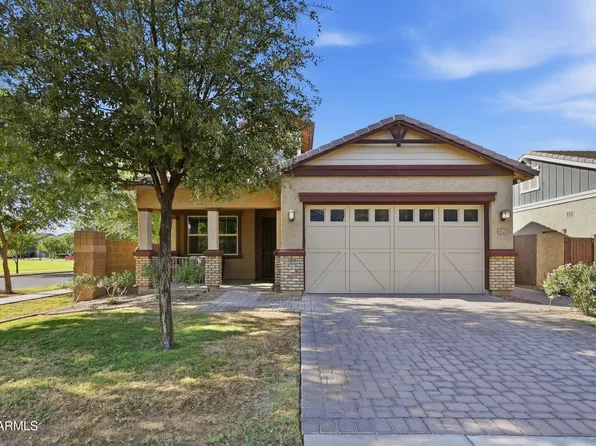 3020 E PINTO Drive, Gilbert, AZ 85296