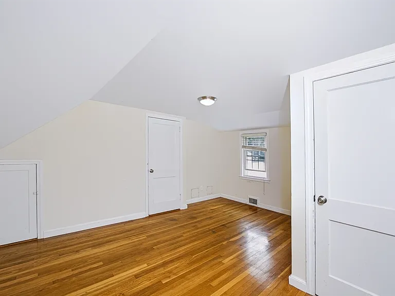52 Common St #52 — Photo 23