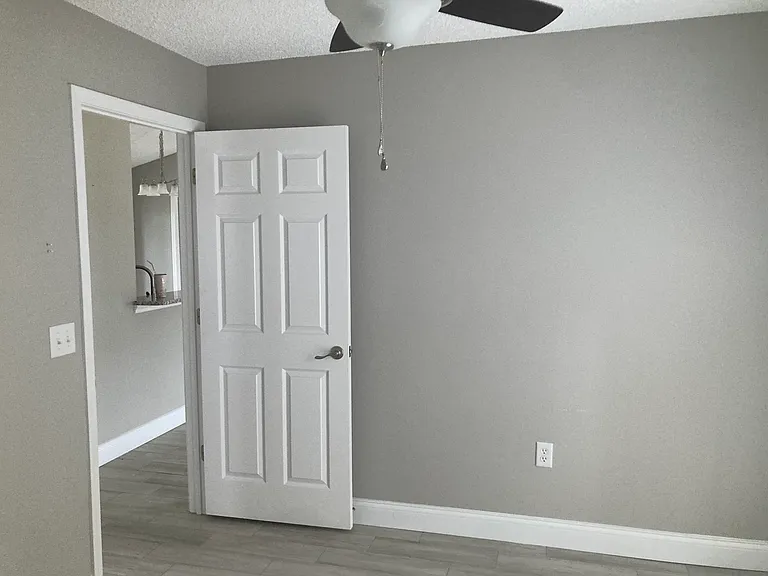 5096 NW 19th Pl — Photo 12