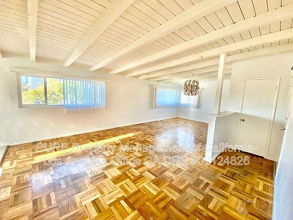 3rd image of 1024 Pico Blvd Ste 5