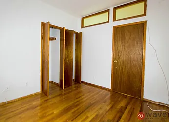 Rented by Wave Real Estate Group