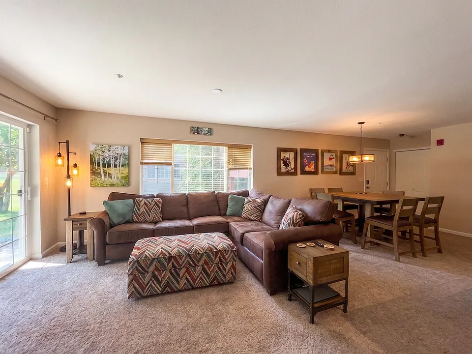 163 Pelican Cir #1204