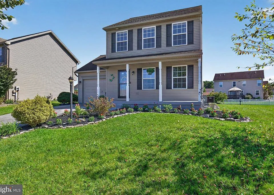 48 Sussex Dr