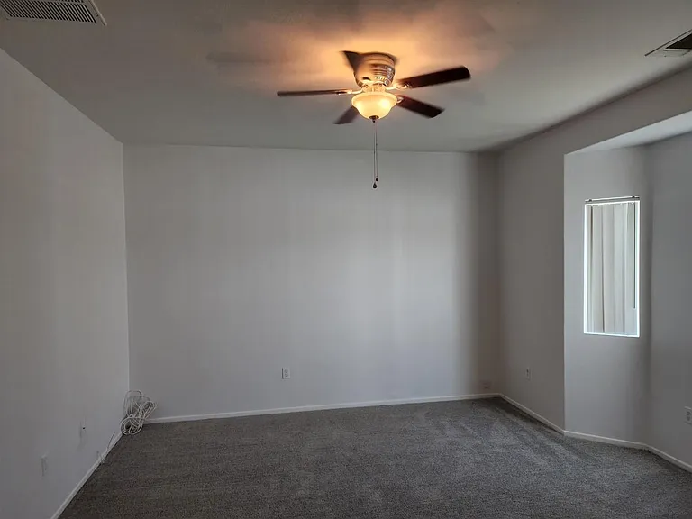 1738 Shane Ln — Photo 15