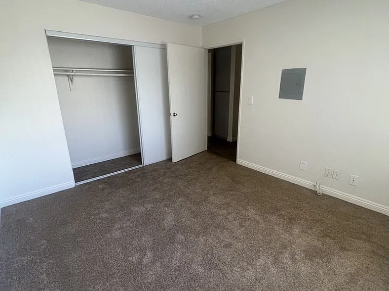 8541 Foothill Blvd., Sunland — Photo 8