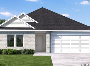 17430 Yellow Pine Drive, Elmendorf, TX 78112