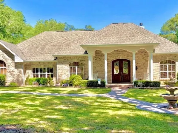 13337 C Necaise Rd, Pass Christian, MS 39571