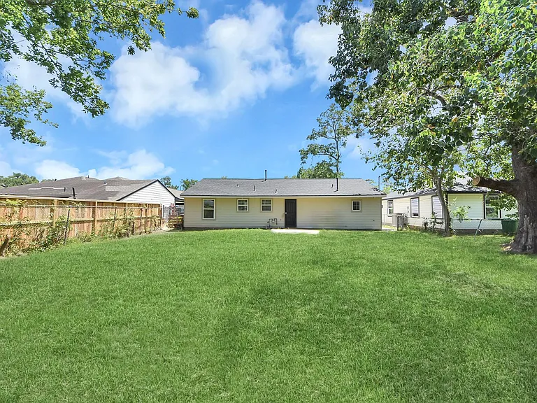 5003 Enyart St — Photo 41