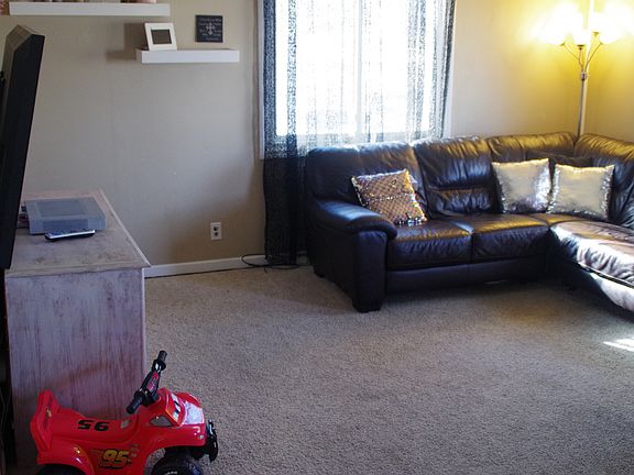 2nd image of 1611 Avenue I