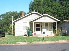 1st image of 631 N Davis Ave
