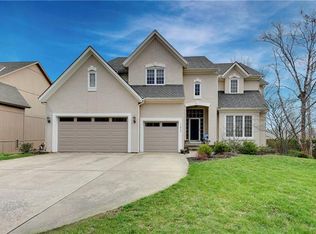 11935 Bradshaw St, Overland Park, KS 66213