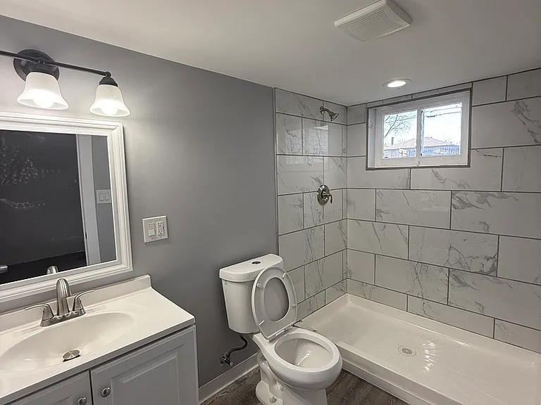 18343 Oakwood Ave — Photo 8