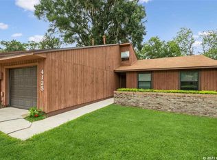 4135 NW 16th Dr, Gainesville, FL 32605