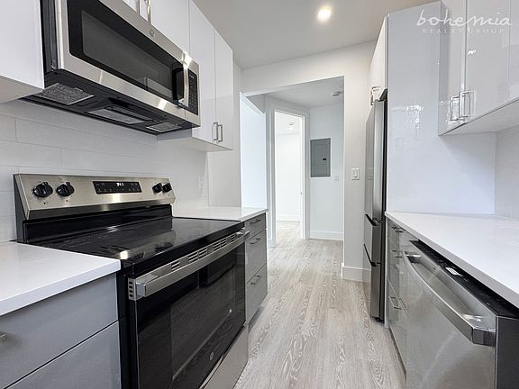 3rd image of 815 W 180th St APT 52