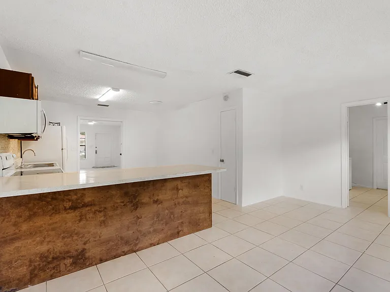 4108 NW 79th Ave #1 — Photo 12