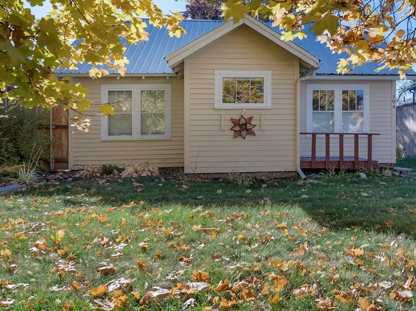 104 5th Ave E, Polson, MT 59860