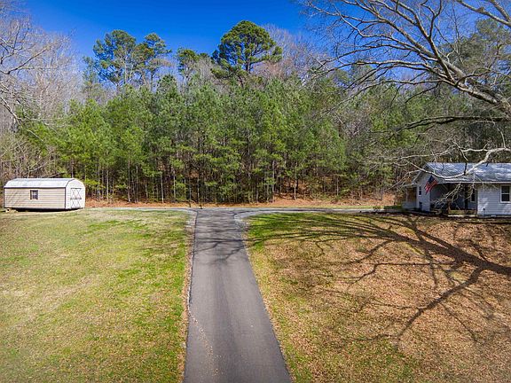 2nd image of 578 Cross St