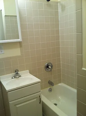 Rented by Warren T Real Estate Corp. | media 34