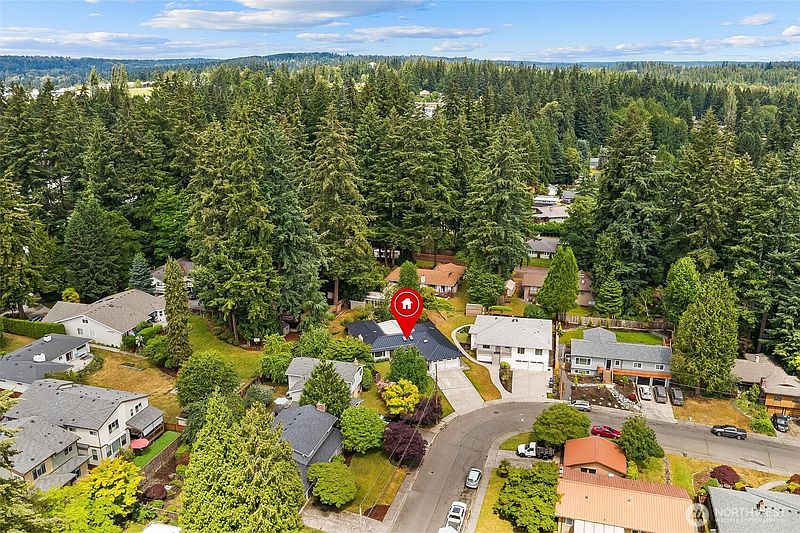 4th image of 17529 93rd Avenue NE
