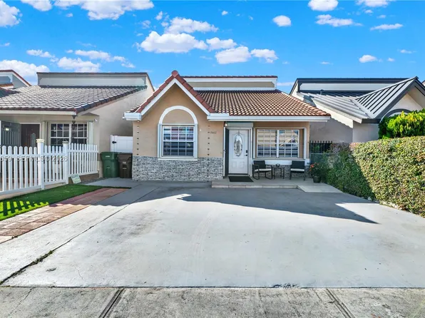 7462 W 29th Way, Hialeah, FL 33018