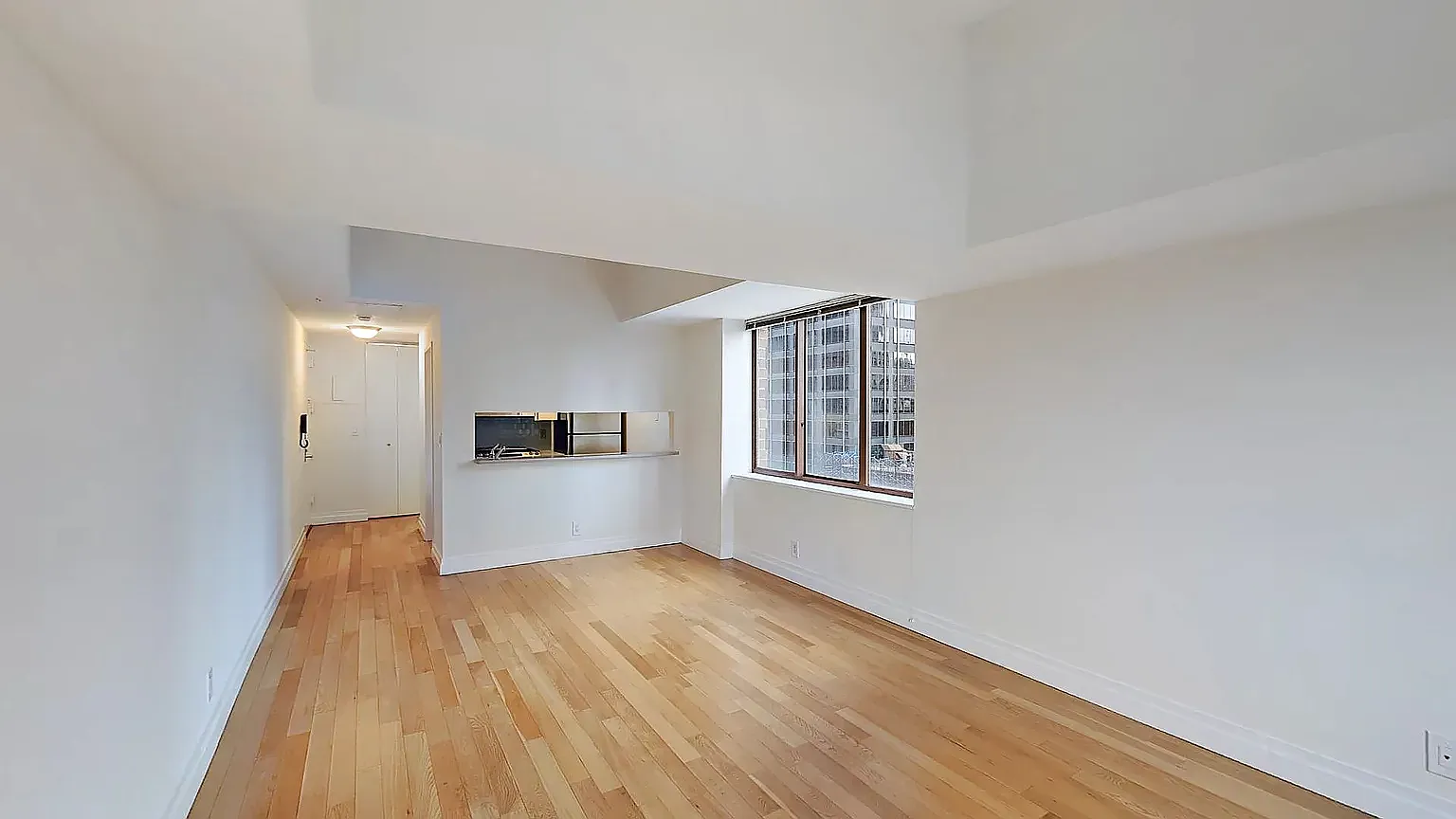 260 West 52nd Street — Photo 3