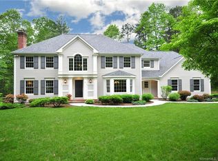 9 Whitman Pond Rd, Simsbury, CT 06070