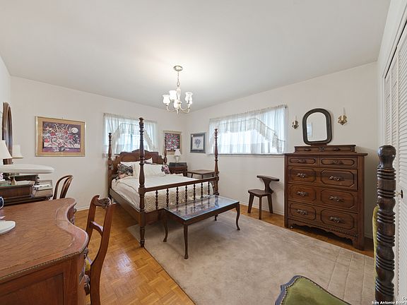 5th image of 9607 Lantana Dr