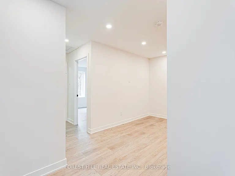 50 William Cragg Dr #B — Photo 4