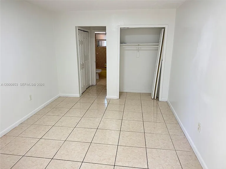 6301 SW 27th St #1 — Photo 13