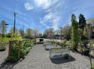 Park Hamlin - 2323 SE Harrison, Portland, OR 97222