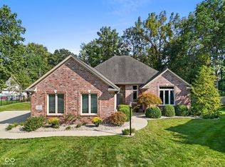 325 Ventnor Ct, Indianapolis, IN 46217