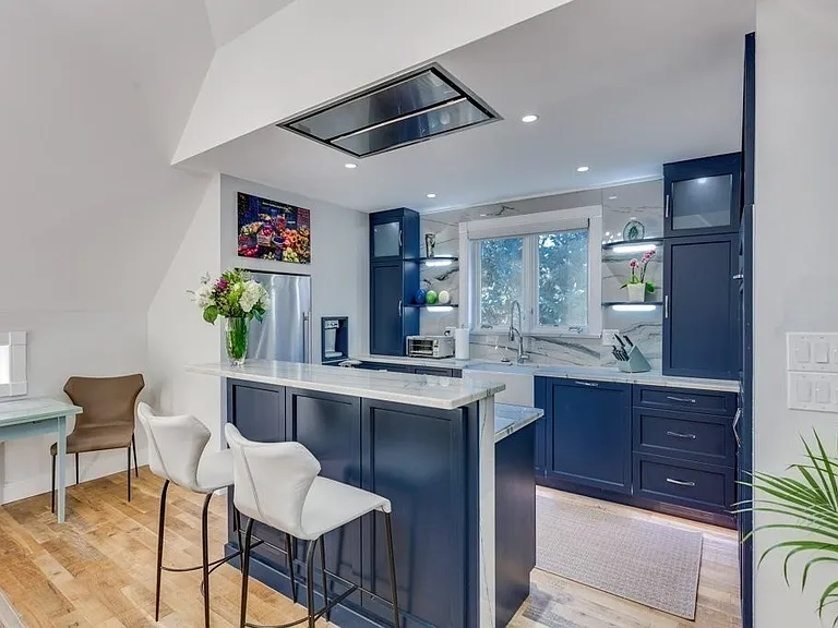 7R Brewer St #7R — Photo 17