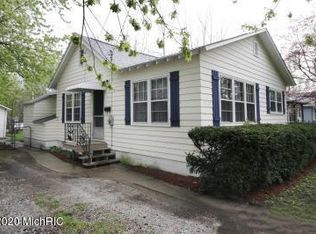 3315 Adams St, Kalamazoo, MI 49008