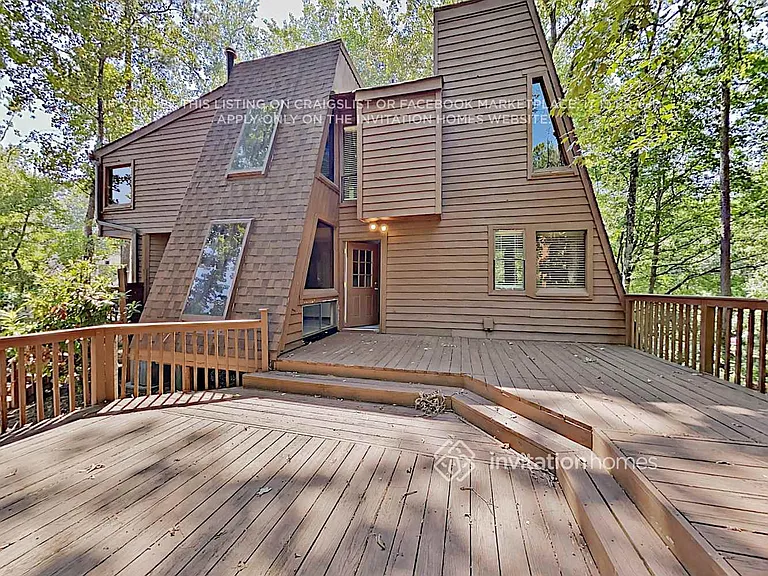 2955 Pond View Ct — Photo 18