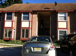 70 Chelsea Cir, Clementon, NJ 08021