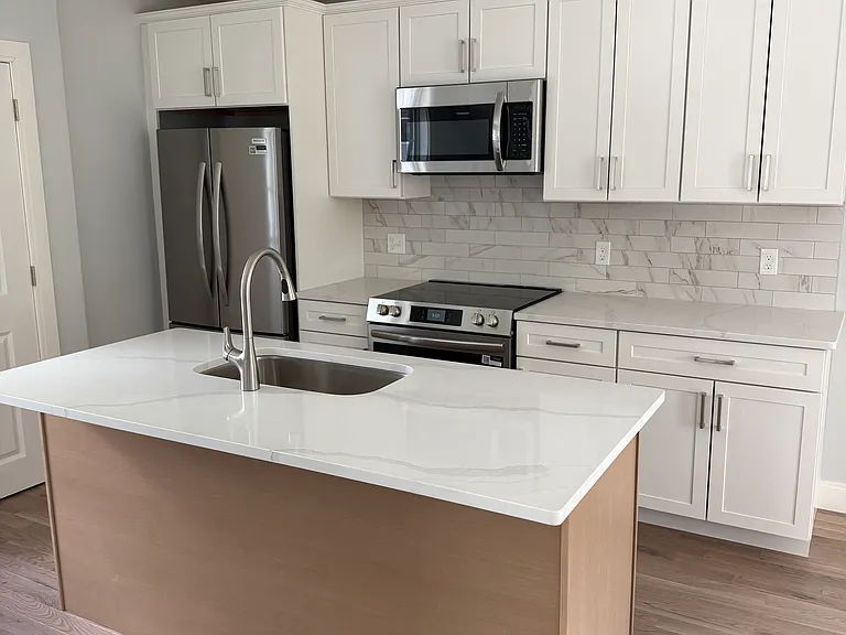 95 Prospect St #1 — Photo 1