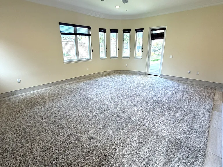 7603 Romeria St — Photo 28