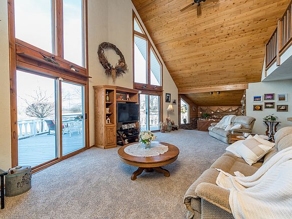 3rd image of 43388 N Oakcrest Ln