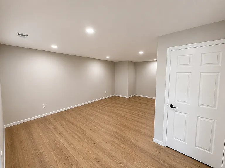 2382 Phillip Ct — Photo 3