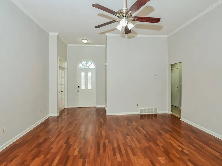 1058 Green Fern Cv — Photo 4