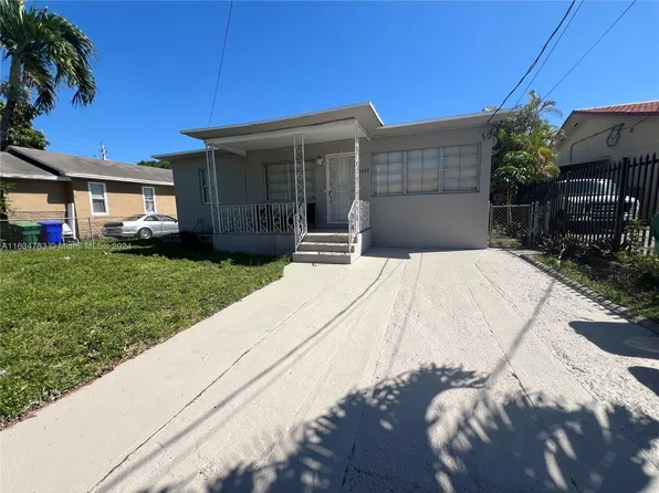 1620 NW 42nd St, Miami, FL 33142