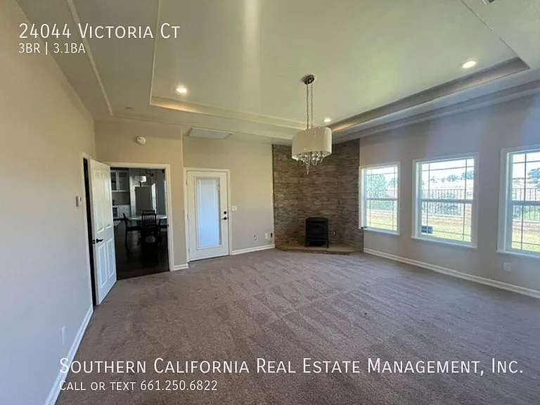 24044 Victoria Ct — Photo 9
