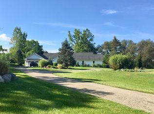 675 Stoney Creek Rd, Oakland, MI 48363