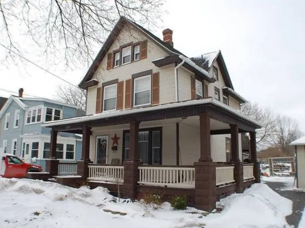 203 Colton Ave, Newark, NY 14513