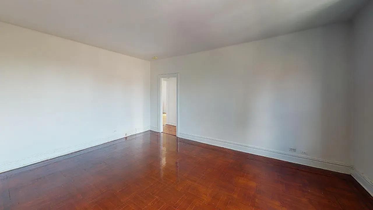 108-02 72nd Avenue — Photo 3