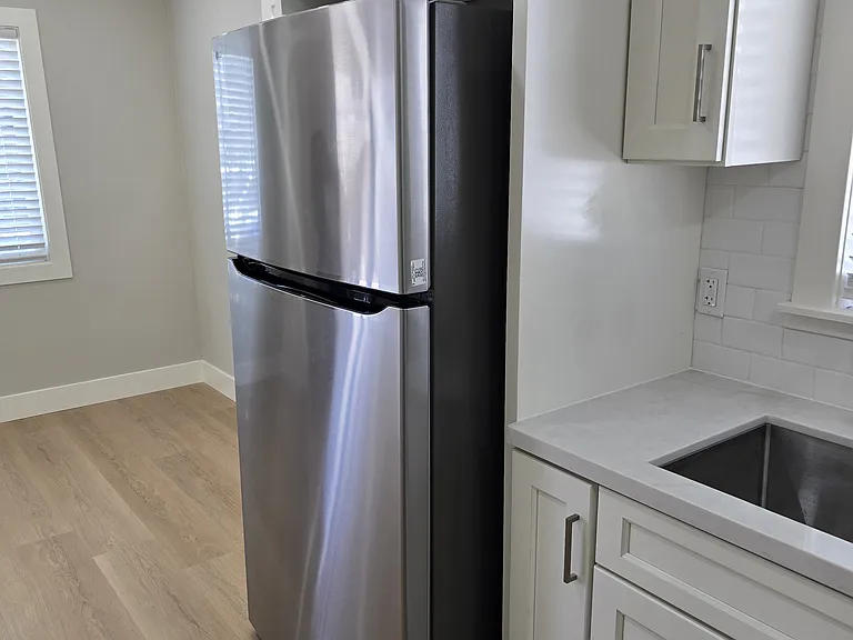 2421 Standard Ave — Photo 13