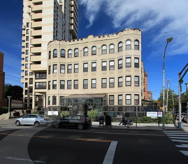 77 Hancock St — Photo 9
