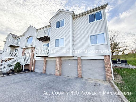 2nd image of 1435 Buckingham Gate Blvd #1435E