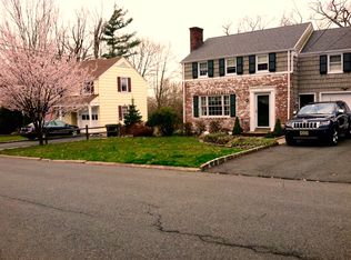 31 Coolidge Ave, West Caldwell, NJ