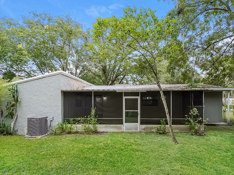 2603 Martha Ln — Photo 29
